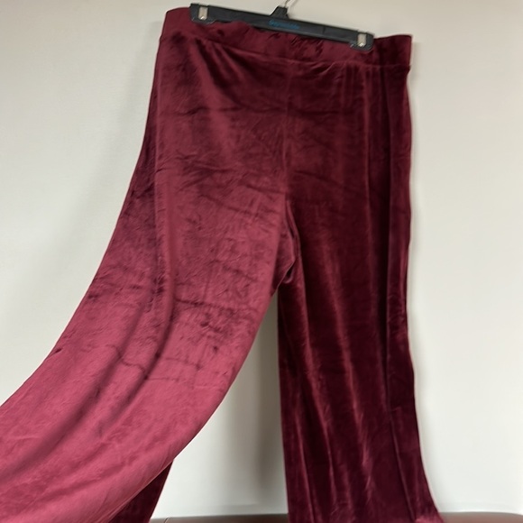 AK Sport (Anne Klein) Velour Wide Leg Burgundy Lounge Pants, L, LIKE NEW! - Picture 3 of 8
